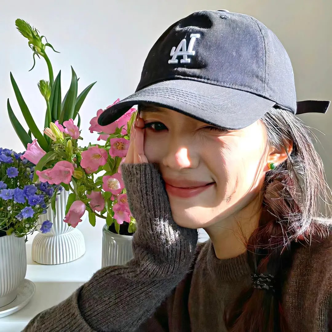 摸金笑尉 海报